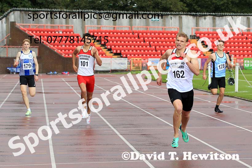 400 metres, 2023 Gateshead Tartan Games.  Photo: David T. Hewitson/Sports for All Pics